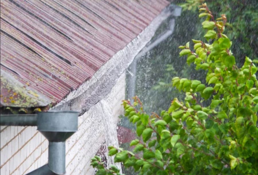 rain gutter leak repairs